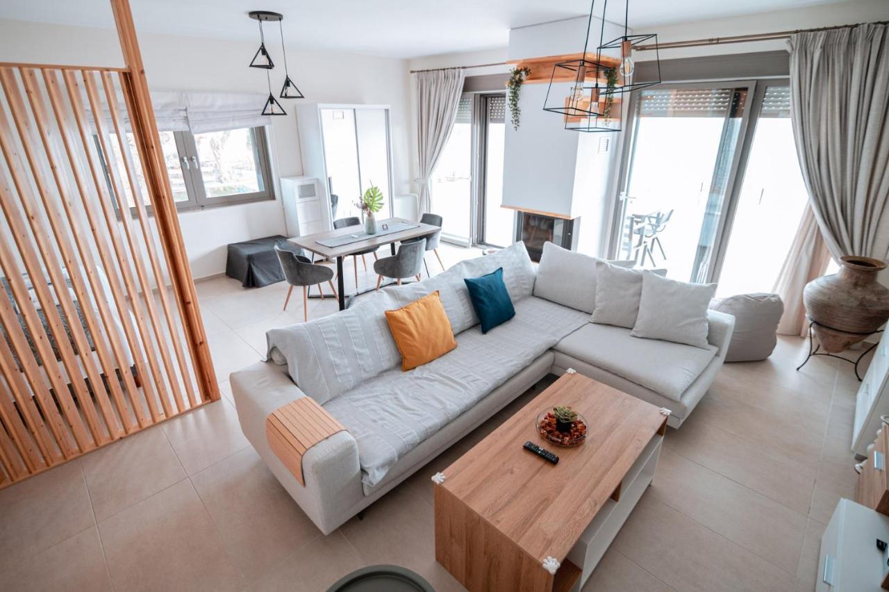 Athina Villa