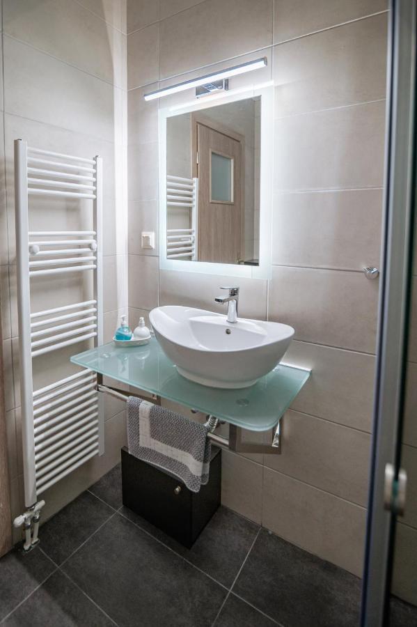 Villa Athina *